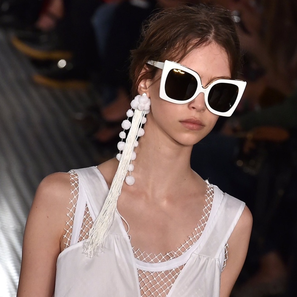 No. 21 (Numero Ventuno) white oversized sunglasses